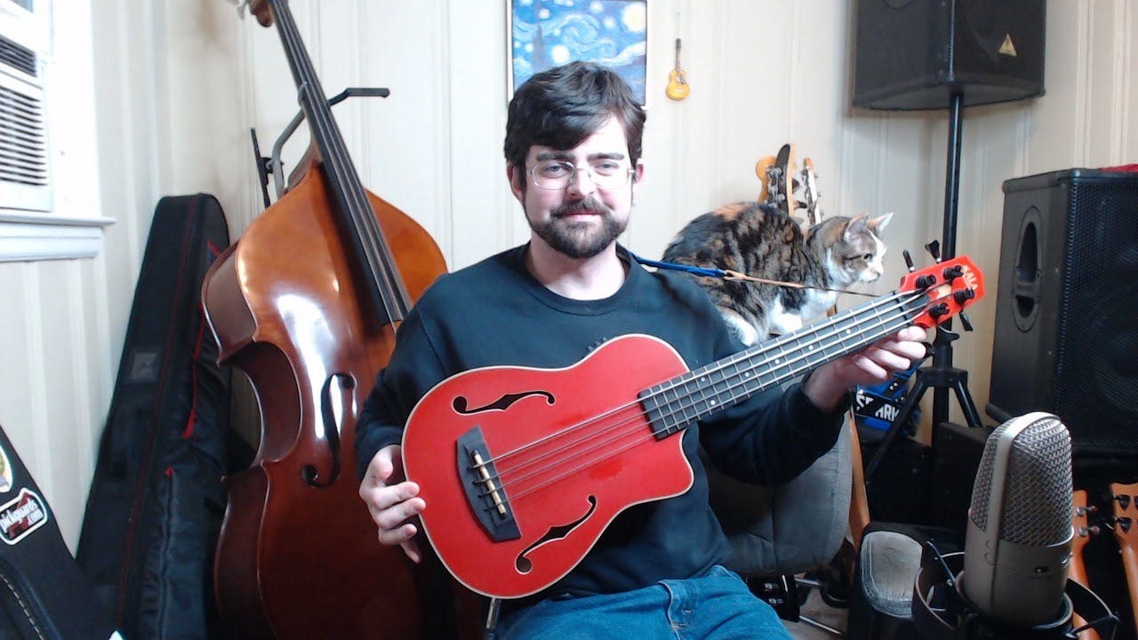 U-Bass Live: How to approach Holiday Songs and Spice Up Your Bass Lines!