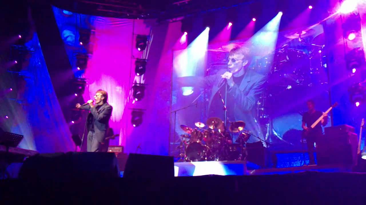 Robin Gibb - I've gotta get a message to you - Amsterdam- LIVE - 2010