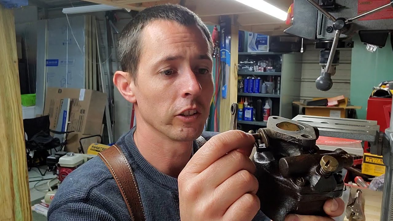Allis Chalmers D14 Carburetor(Marvel Schebler) Rebuild - Part 1 - Disassembly