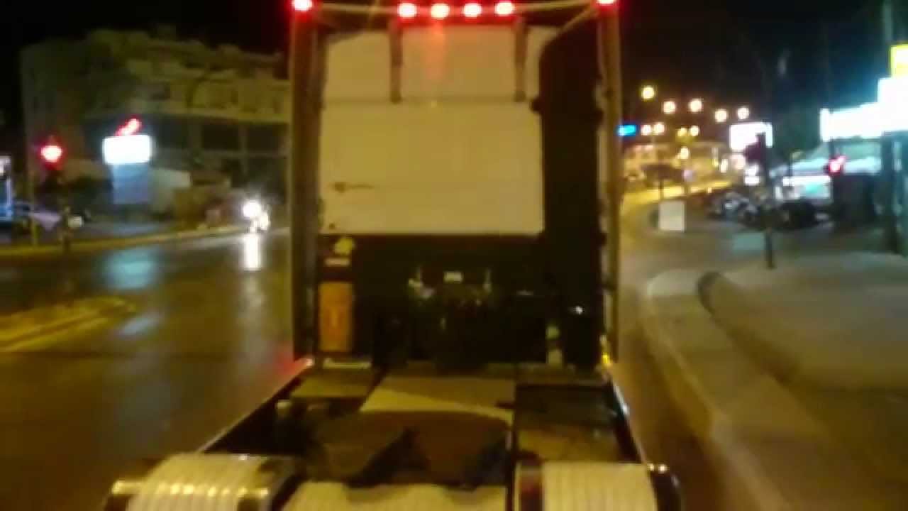 Powered 1200 HP Mercedes Actros vs.Mercedes SK