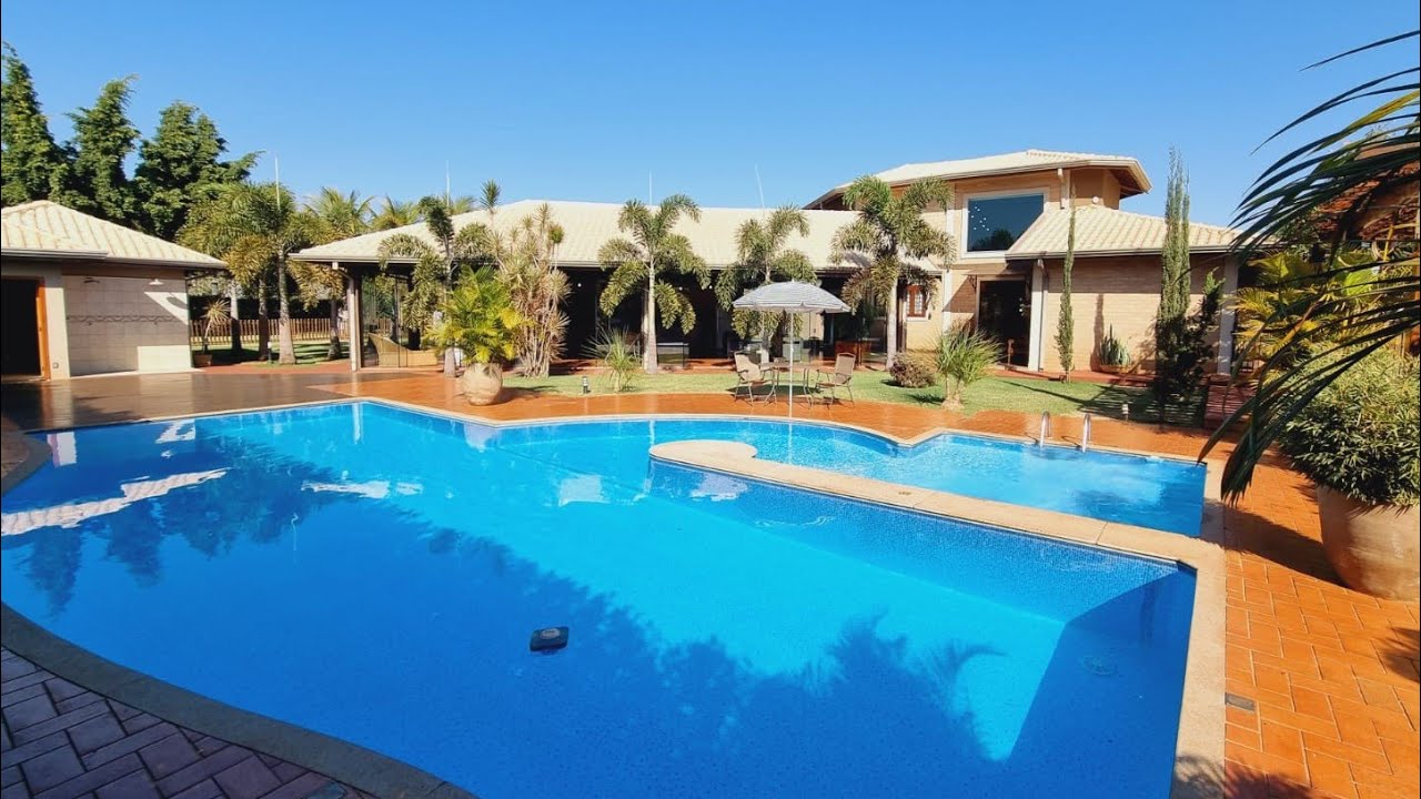 LINDA CASA TÉRREA EM COND. FECHADO- JARDINÓPOLIS  - SP - BRASIL
