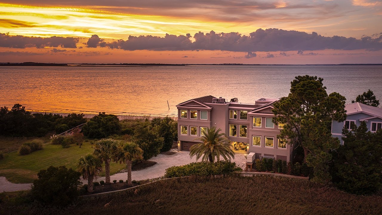 Oceanfront Oasis on Savannah GA's Tybee Island with Jaw-Dropping Views