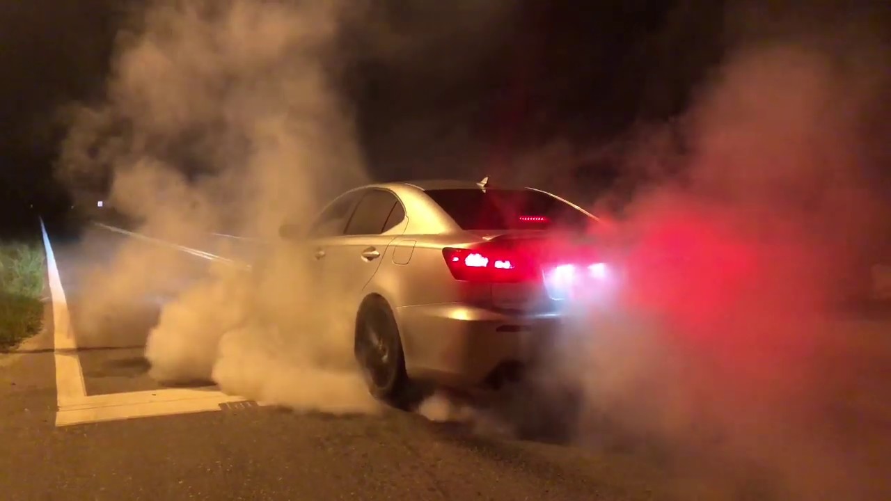 Lexus ISF Straight Pipe PLUS burnout!