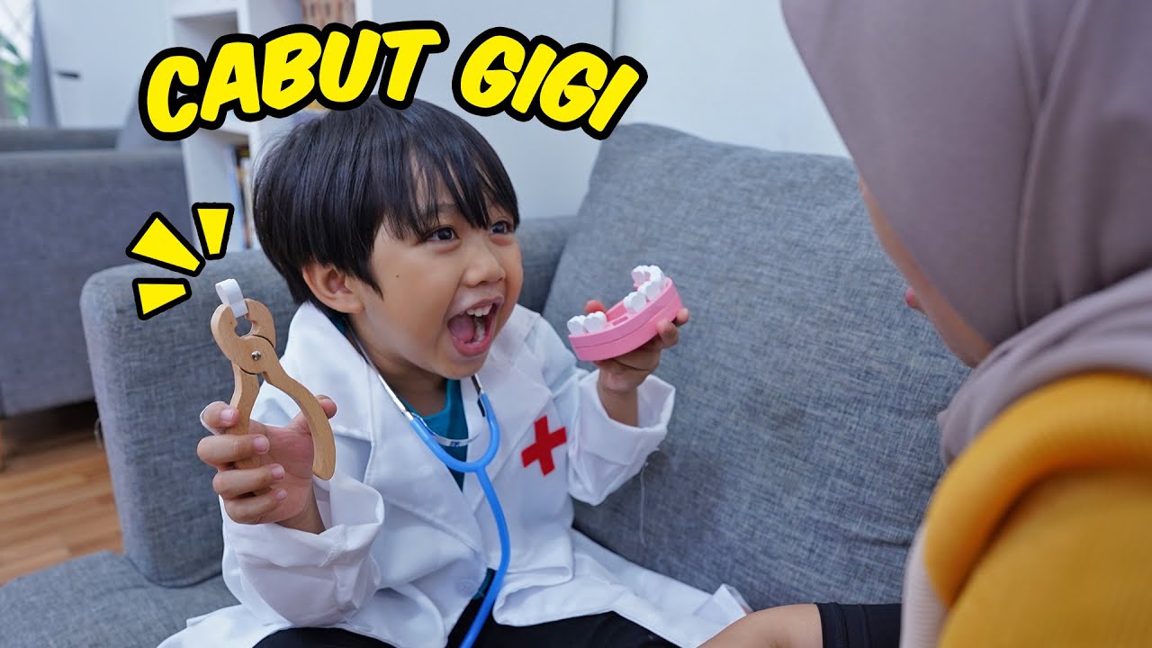 Kyo Berperan Jadi Dokter Gigi - Mama Sakit Gigi