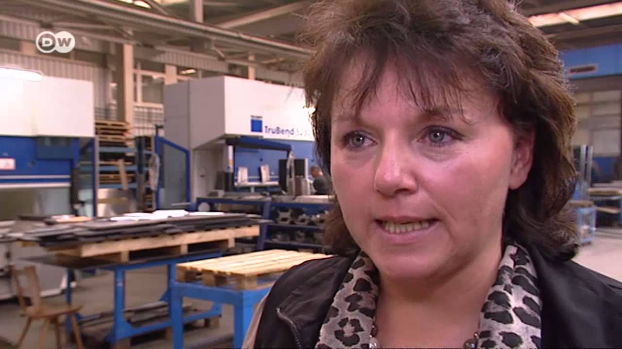 In Frauenhand - MKS Metallbau Schreiber | Made in Germany