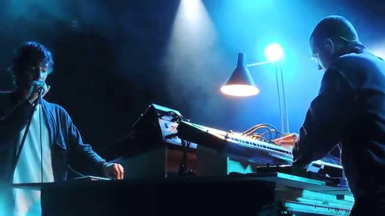 Paradis (Garde-le pour toi) Midi Festival 09/05/2015