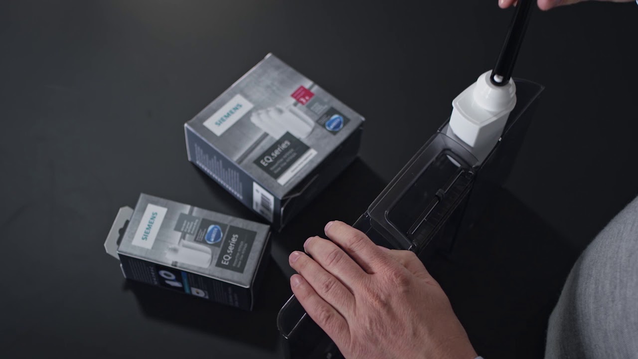 Siemens EQ.6 plus - jak zamontować i aktywować filtr BRITA