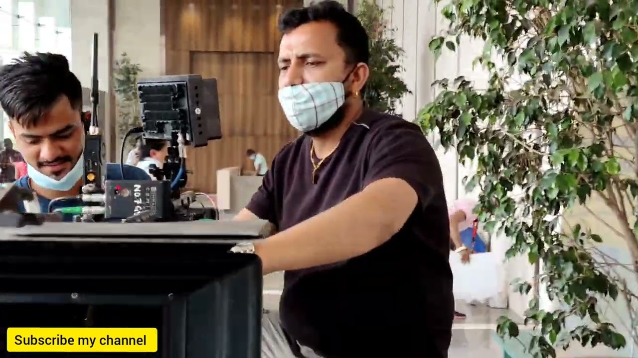 GFM DOLLY # ARRI SXT-W # MASTER PRIME LENS # BEHIND THE CAMERA