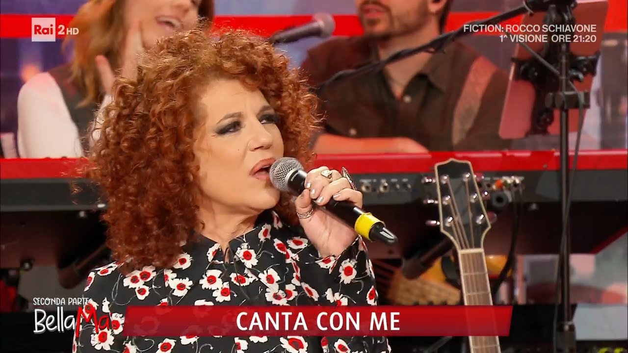 Manuela Villa canta 