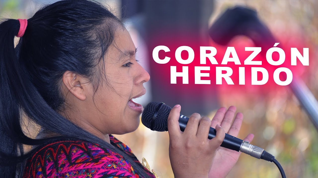 Lea Cristian y la Int. Banda Apocalipsis - Corazón Herido | CONCIERTO SOLOLÁ 2017