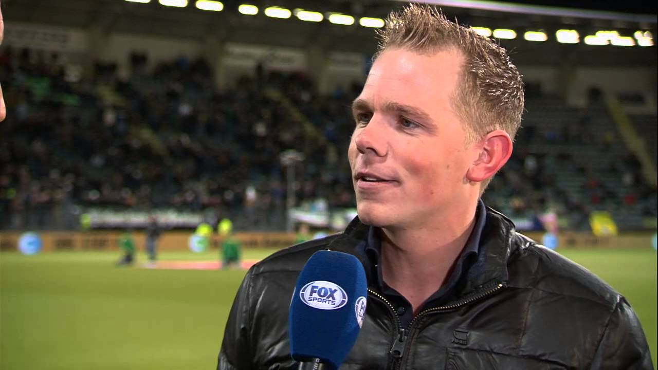 Goochelaar Beugelsdijk doet een trucje met Jan Joost