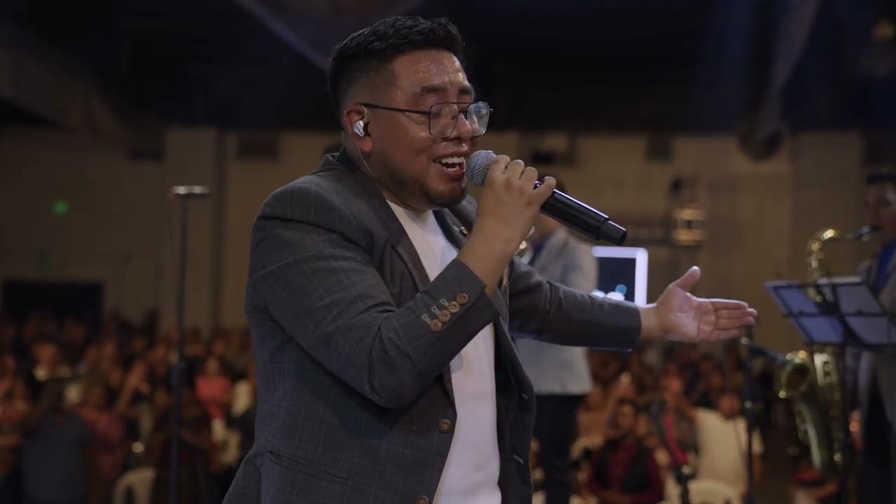 Abrazame // Wilson Camey & Su Banda Transfiguración (EN VIVO)
