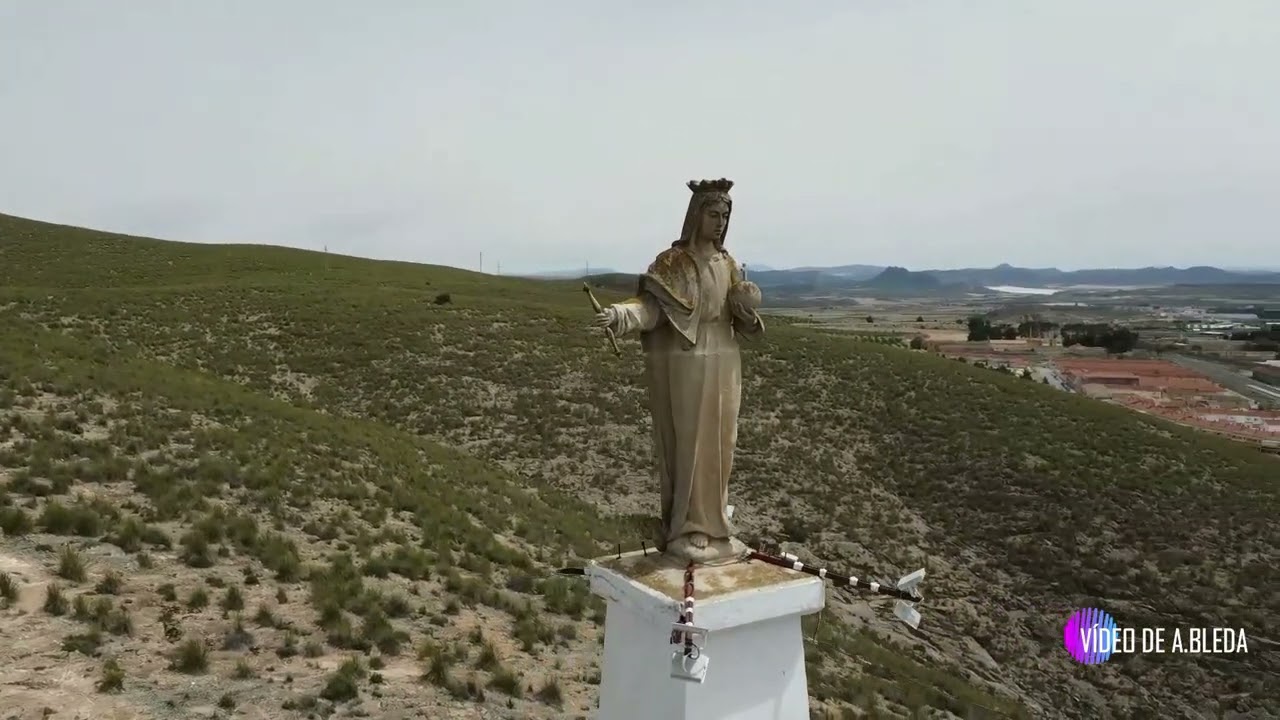 EL CERRO DEL PINO Y SU VIRGEN REINA HELLÍN -  Vídeo realizado por Antonio Bleda