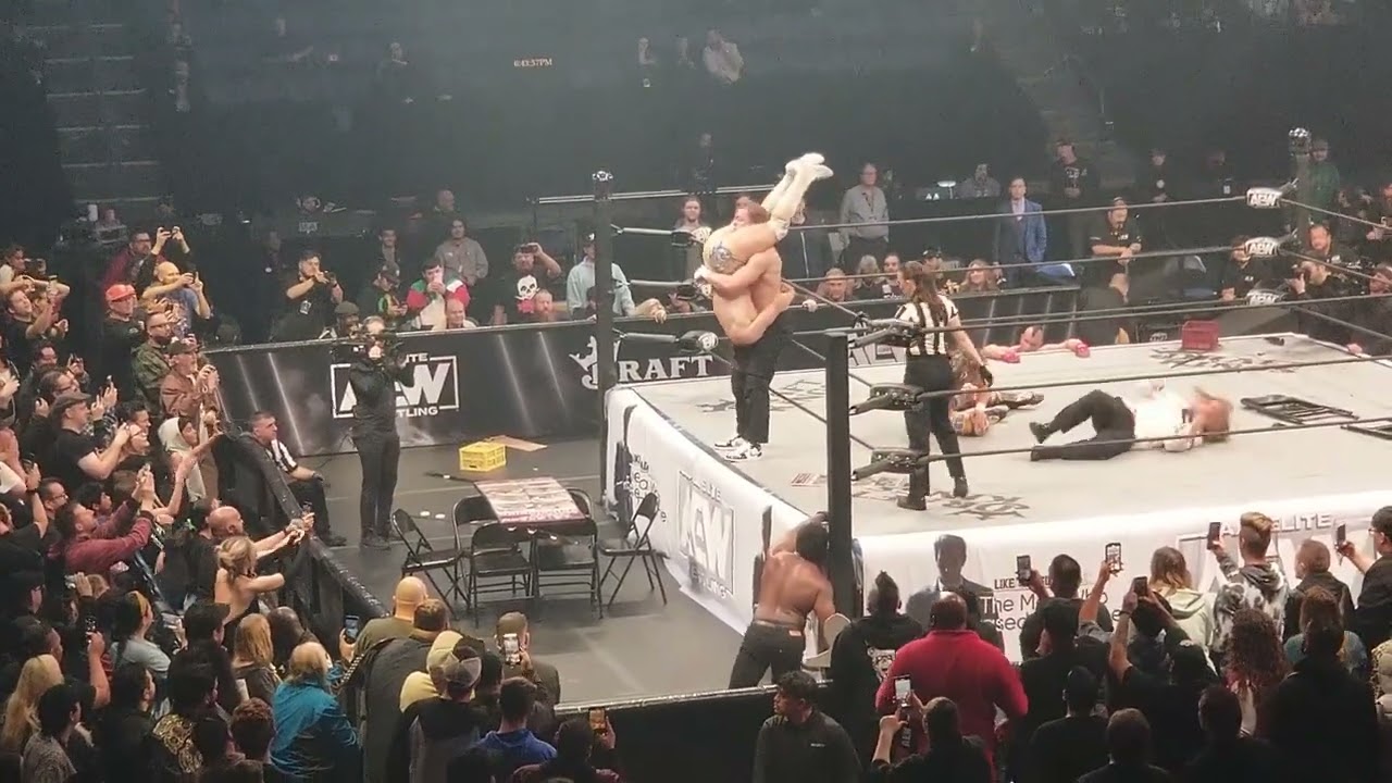 Tombstone Piledriver Onto The Chairs, Like A Dragon Gaiden Street Fight, AEW Dynamite 11-15-2023