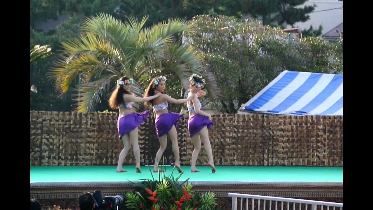 タヒチアンダンス　ノ　テ　ヘレ　イ　テ　オリ　タヒチ