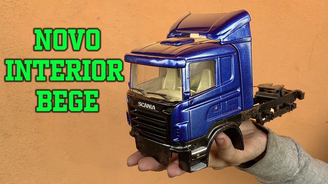Como personalizar o interior da miniatura de caminhão Scania Welly 1:32 - Charmosa Miniaturas