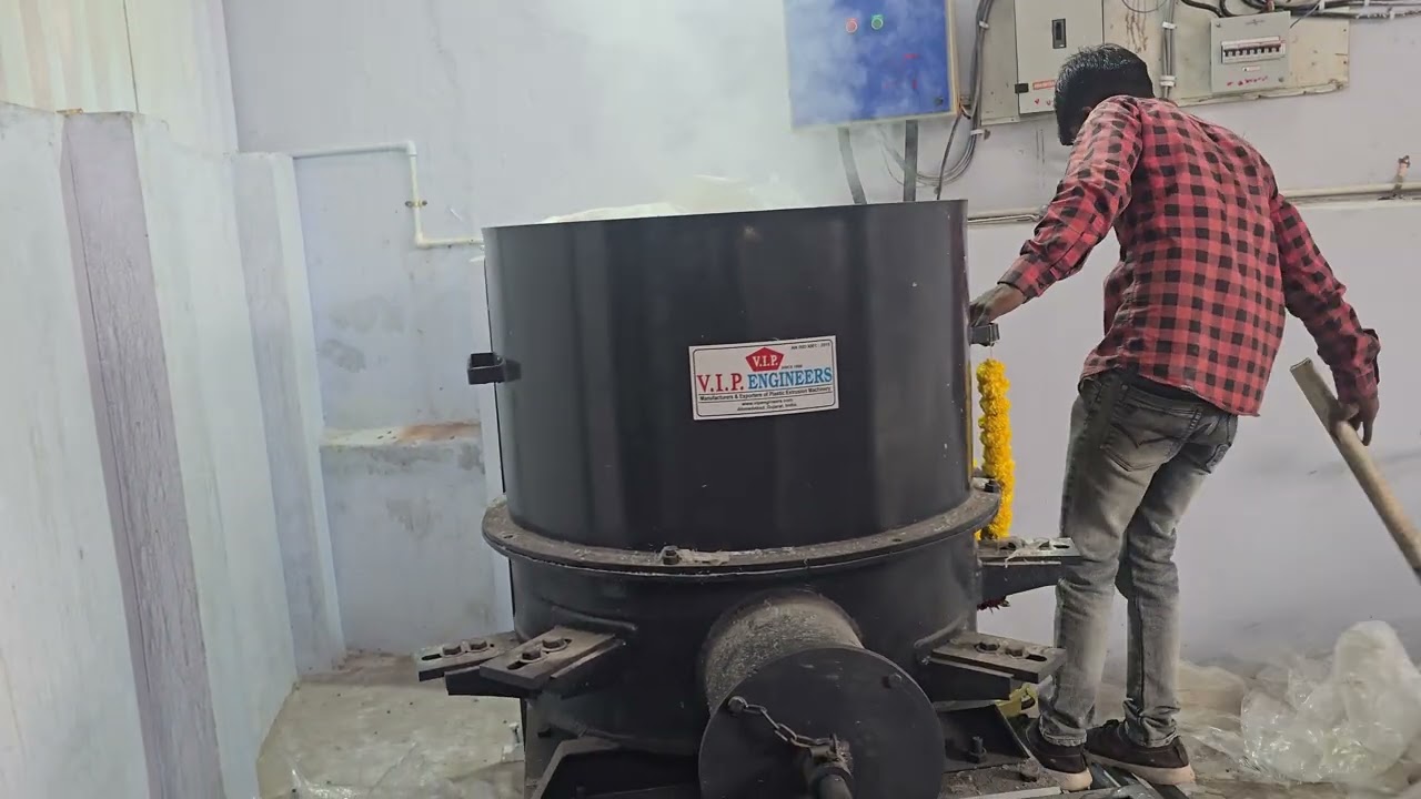 PLASTIC FILM AGGLOMACHINE VIP ENGINEERS 