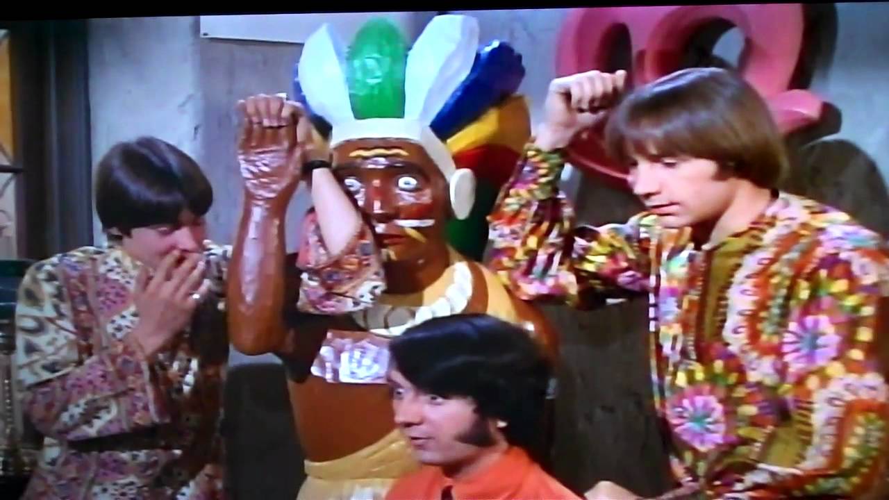 Monkees Paw Episode - Davy Cracks up