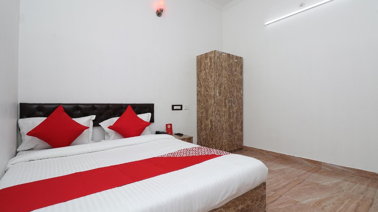 CAPITAL O 25069 Xpress home, Lucknow, India | Holidays In India
