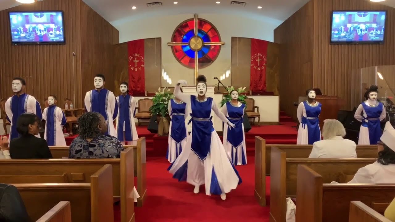 TASHA COBBS LEONARD - THIS IS A MOVE MIME DANCE