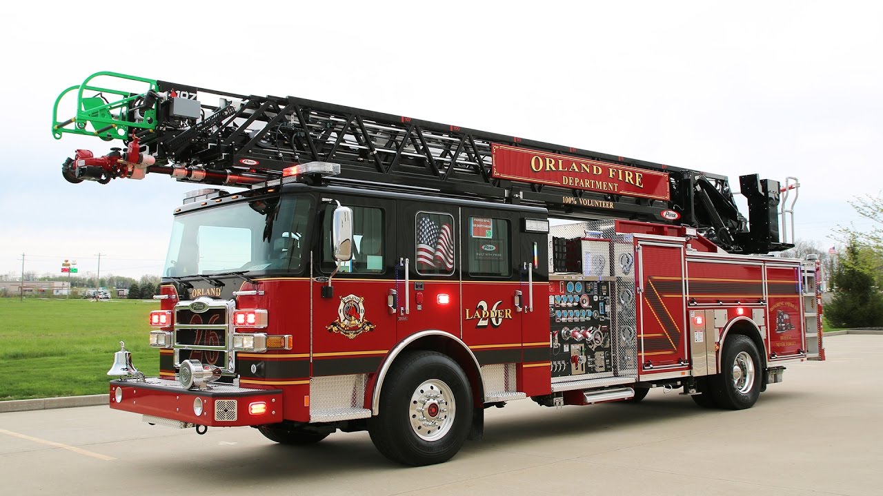 Orland, CA - Enforcer™ Ascendant® 107’ Single Axle Heavy-Duty Ladder