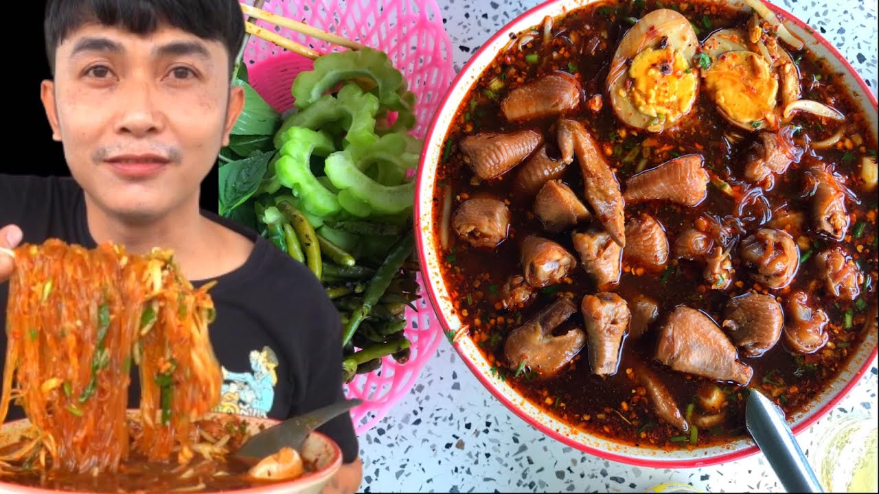 พรืกจี่จัดหนัก ข้อไก่ใหญ่ๆ มีไข่พะโล้ โม-บอย เตี๋ยวบุฟเฟ่ต์ บรรยากาศดี