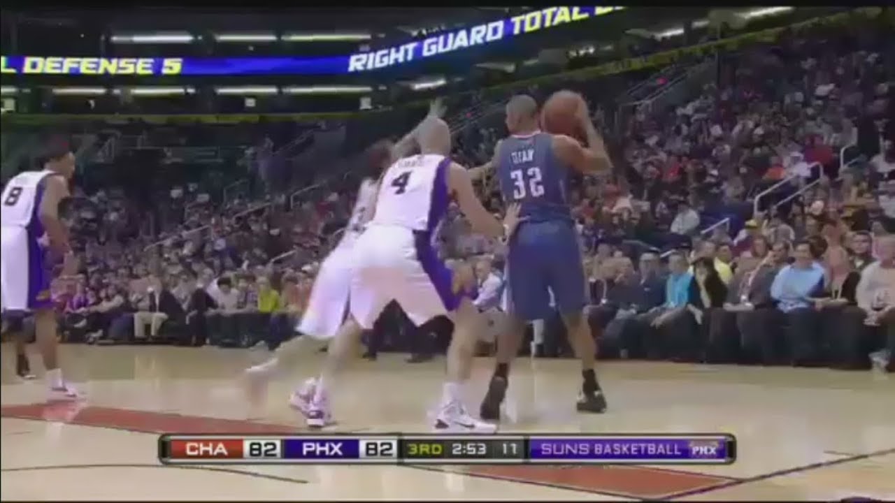 Boris Diaw 18 Points 5 Ast @ Suns, 2010-11.