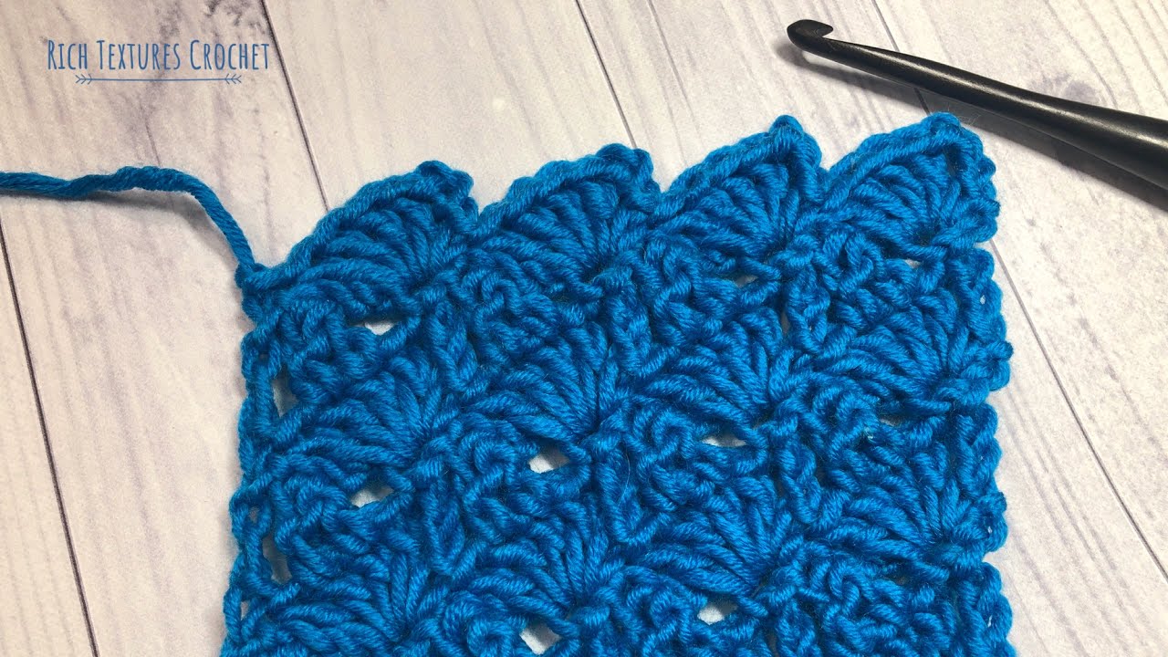 How to crochet the Diagonal Shell Stitch