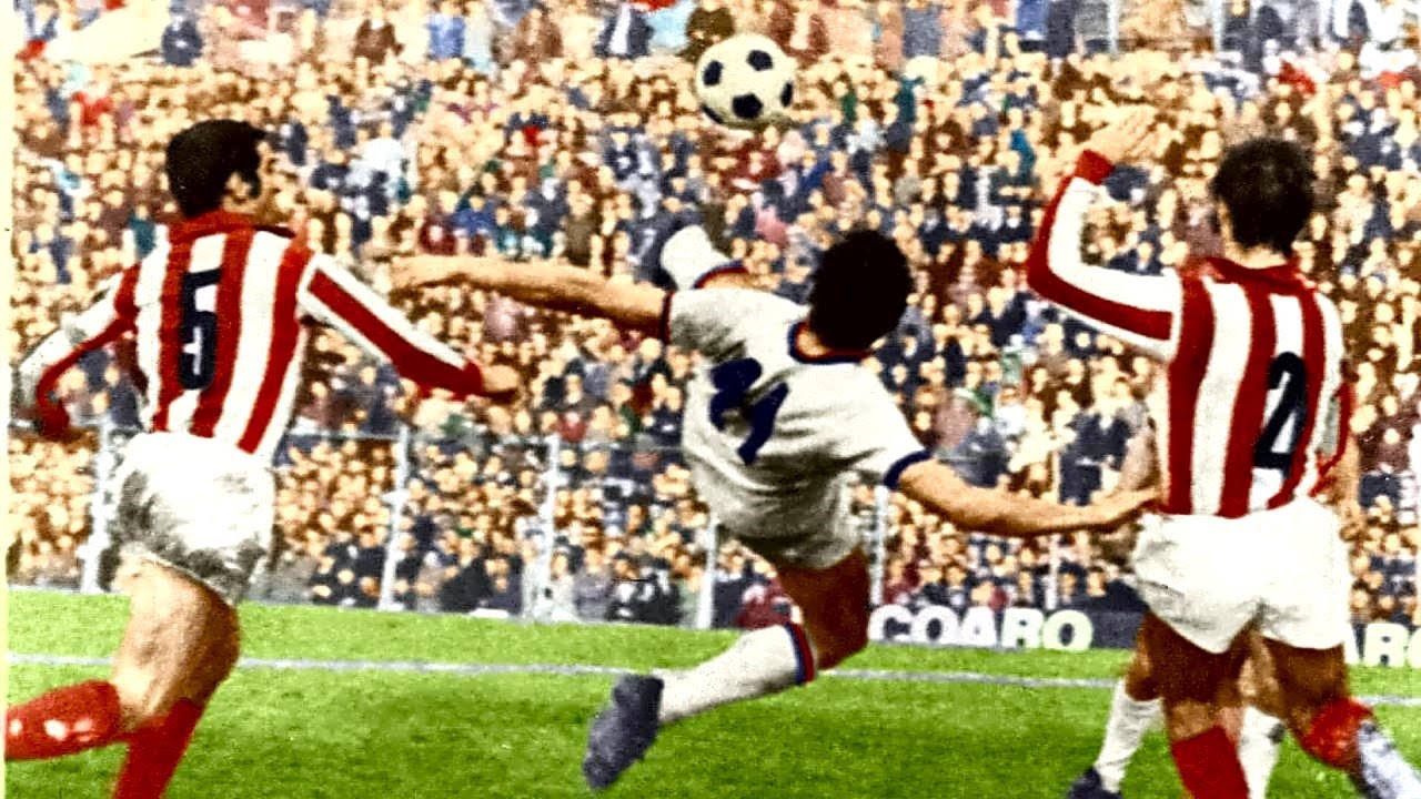 (1970) l.r.Vicenza-Cagliari 1-2  (Gigi Riva e Sandro Vitali al microfono della DS.)