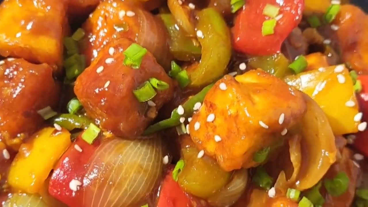 Aaj Tak Aisa Paneer Chilli Nahi Khaya Hoga 😋 | Crispy Paneer Chilli Recipe #paneerchilli