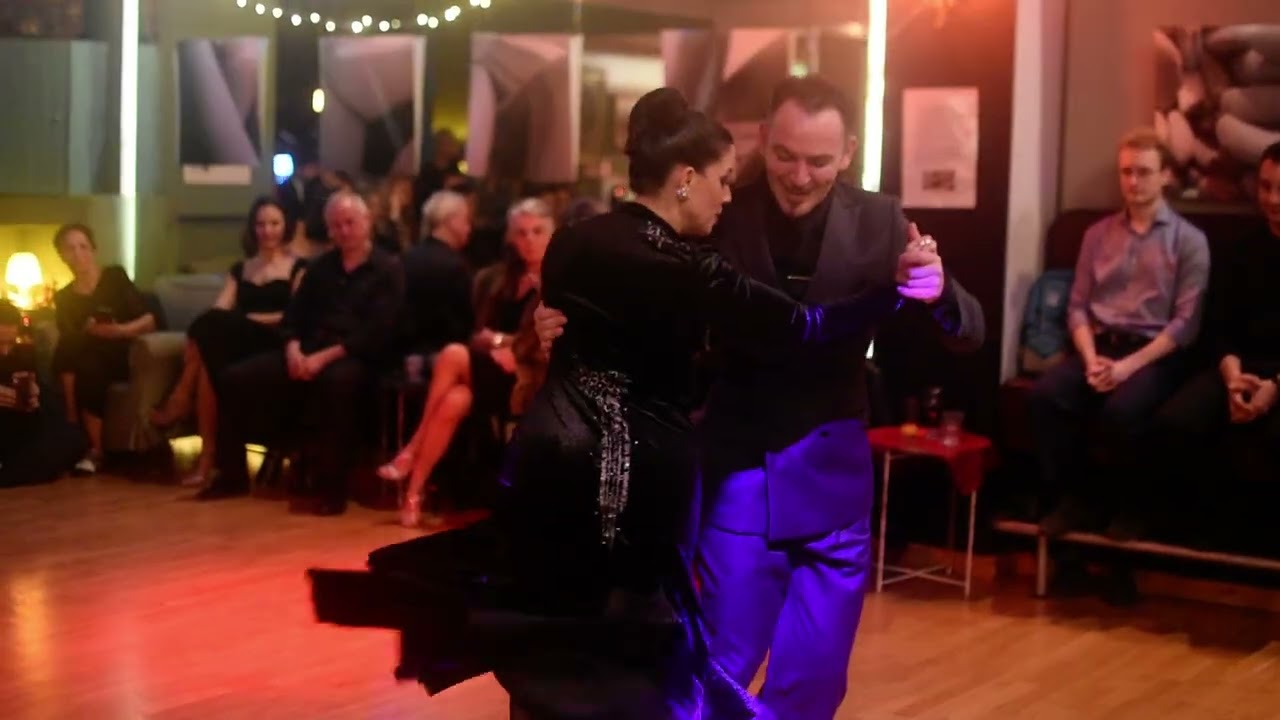 Milonga del 83 - Barbara Ferreyra y Agustín Agnez Athens 17-01-2026 3/4