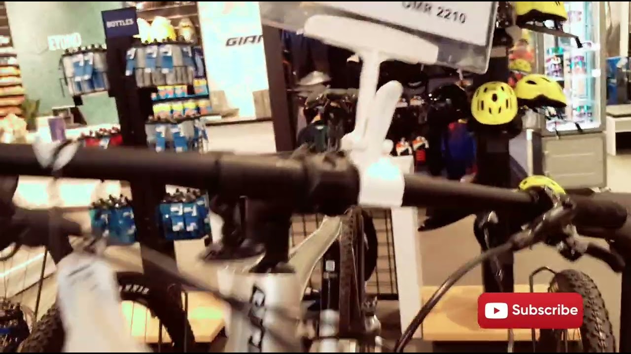 GIANT BICYCLE STORE @ AVENUE MALL, MUSCAT OMAN...Price Check...