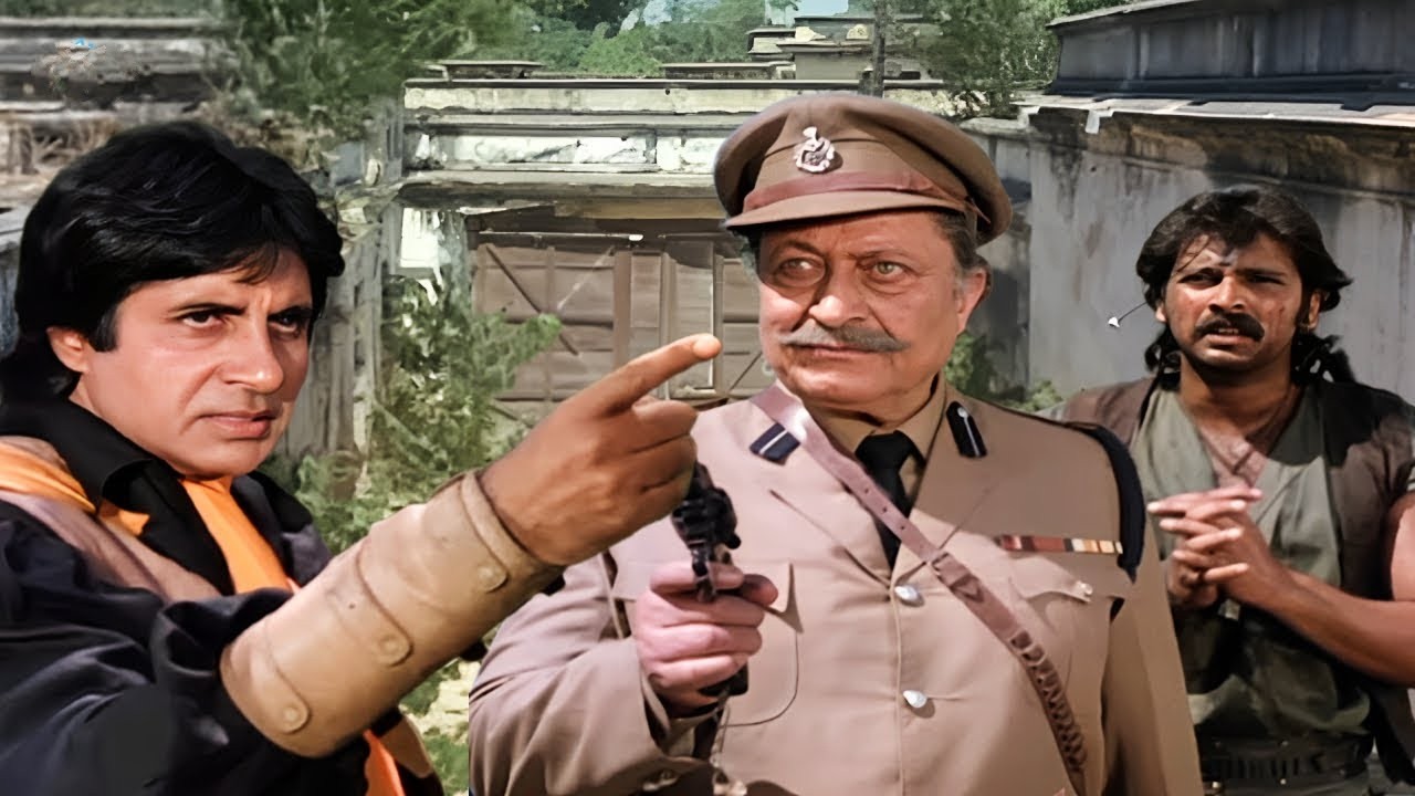 मेरा पिता ने कहा ईमनदारी पुलिस वाले को इज्जत दो बेमानी पुलिस वाले को नहीं -अमिताभ जबरजस्त Action सीन