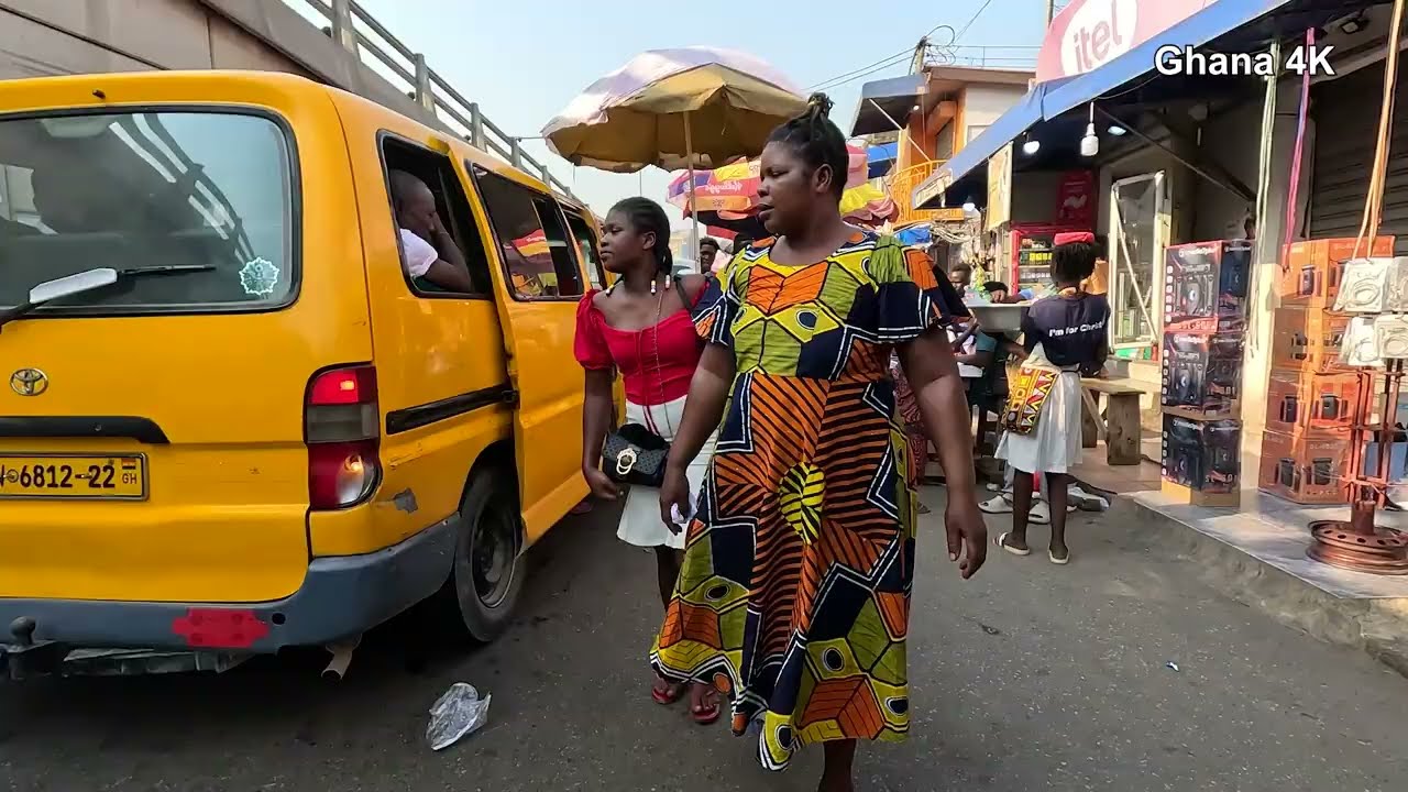 Inside Ghana's Hub of Smart Phones | Accra Circle
