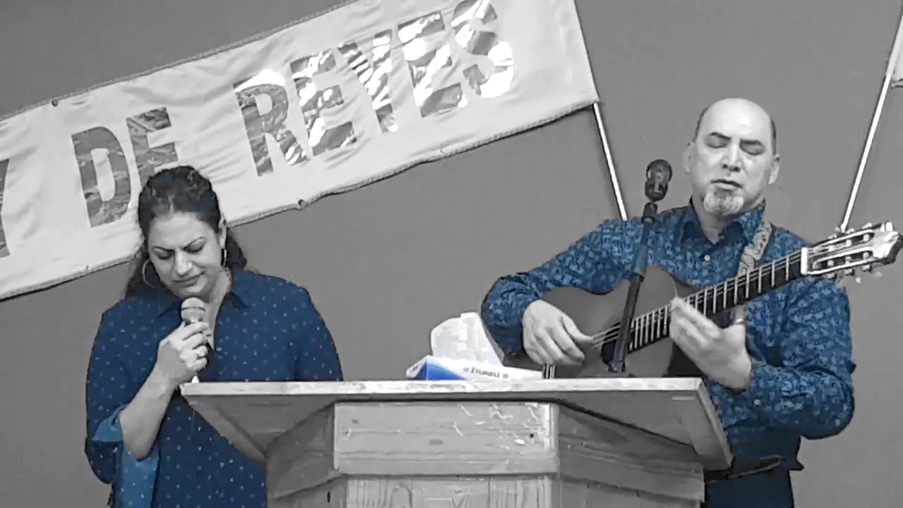 Promesa de Dios Juan Ramón y Rocío en la iglesia vergel de vida