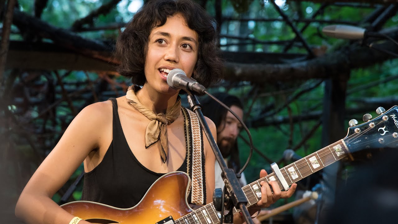 Haley Heynderickx - Worth It - Woods Stage @Pickathon 2018 S06E07