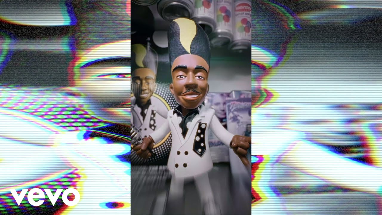 Kwam&eacute; - Hello / Anybody? (Official Video)