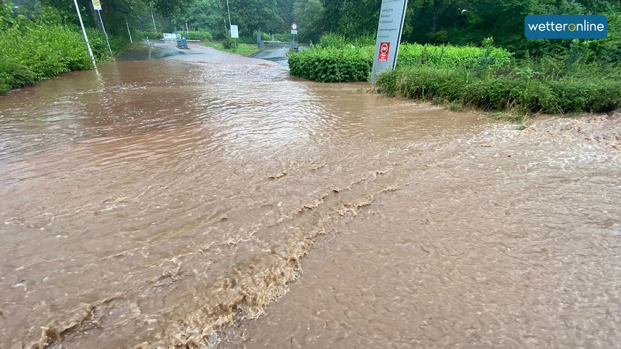 Nach Gewitter ⚡🌧 Land unter in Niedersachsen (16.08.2020)