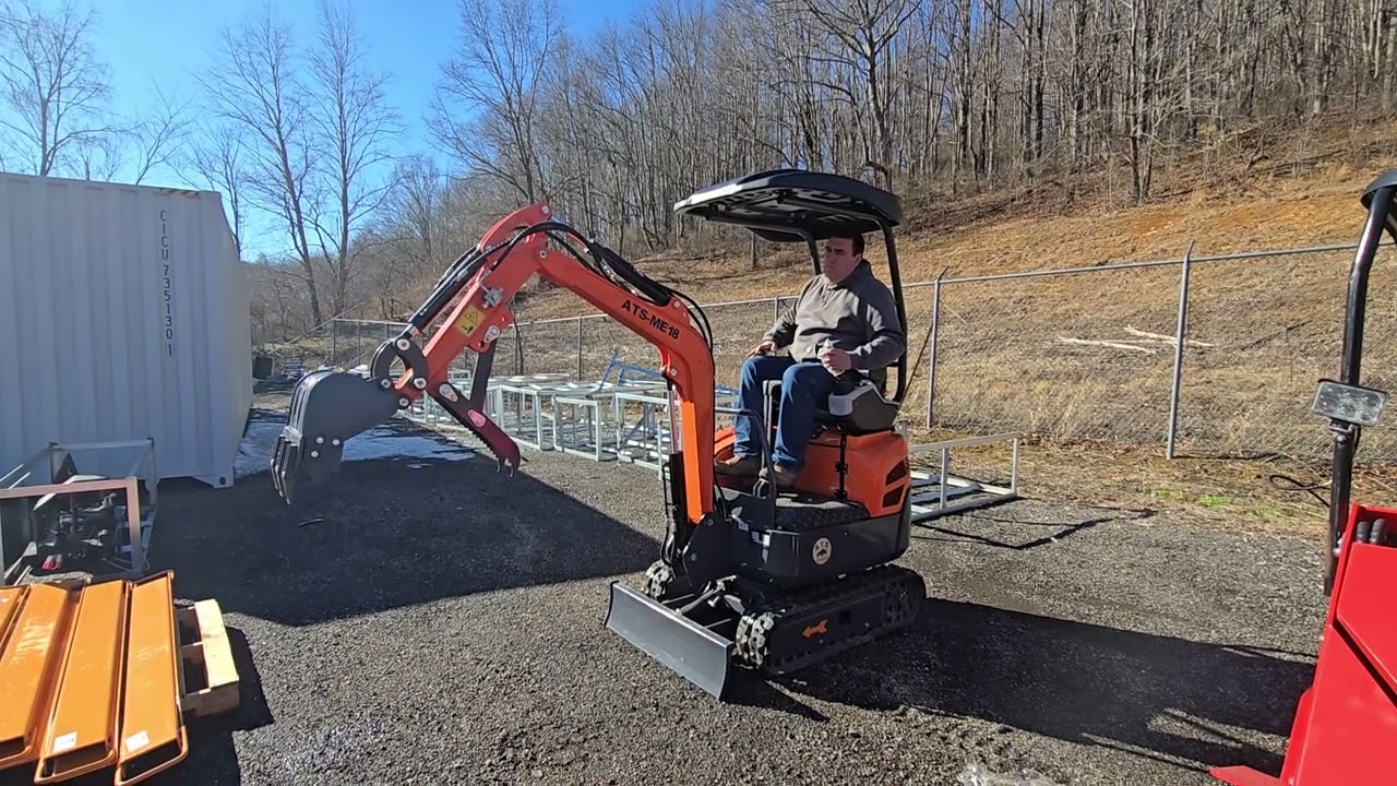 ATS ME-18 Mini Excavator 13.5 HP Gas Absolute Auction