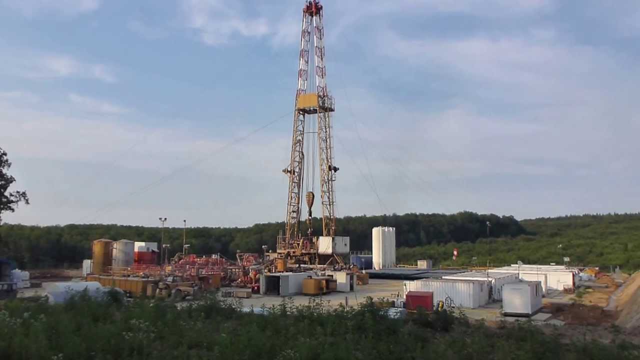 Rotary DHR-200 drilling Zala, Hungary
