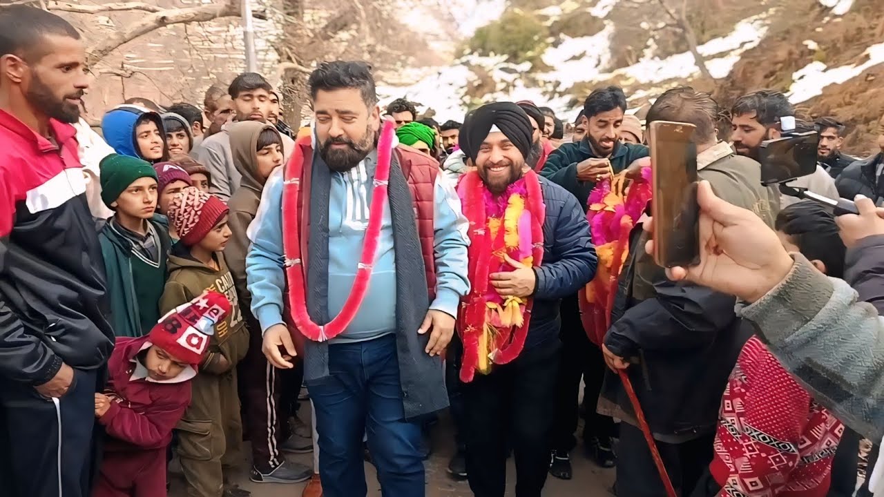 mandi fatehpur me MLA ajaz jan ne road ka foundation stone rakha