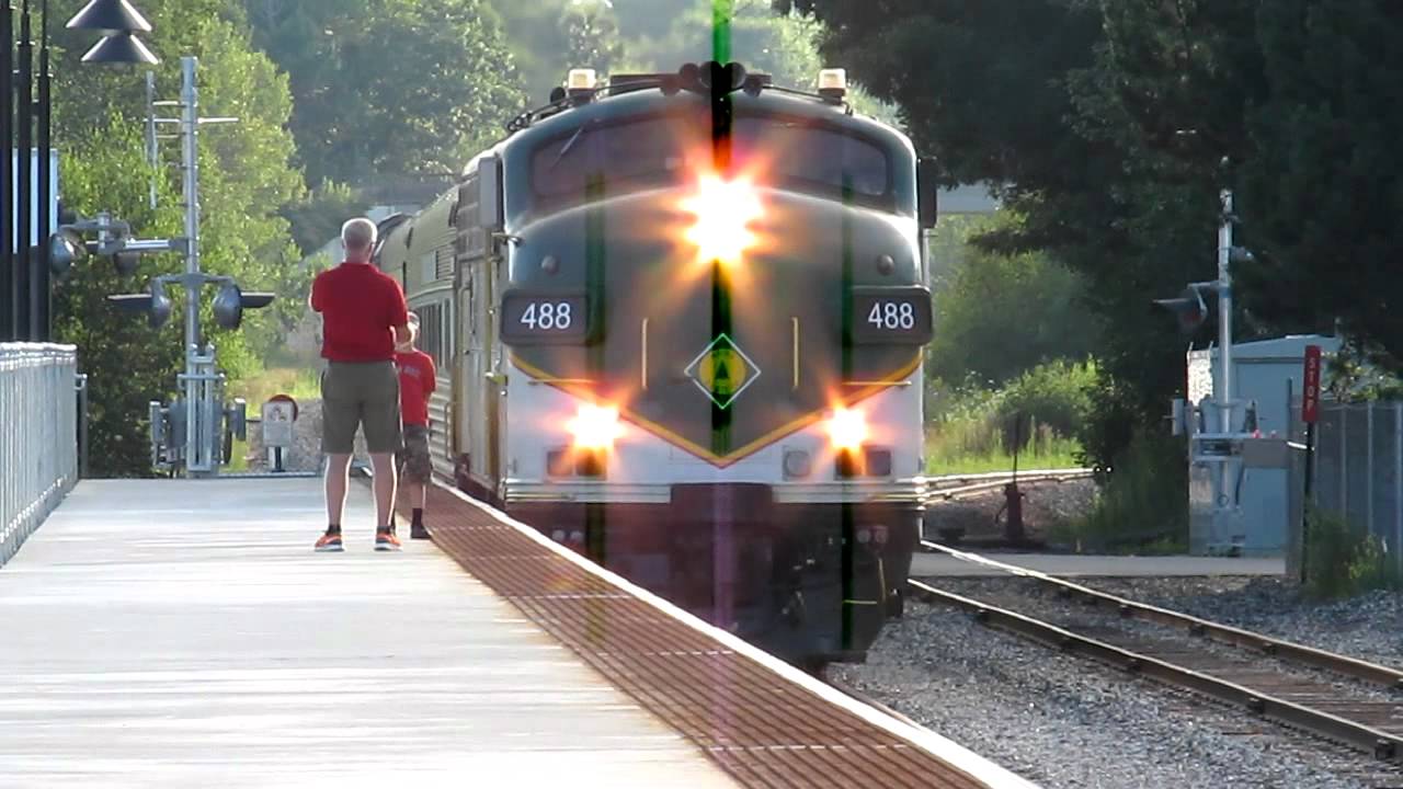 HD Railfanning Brunswick Maine - Signal Upgrades & Passenger Train - 7/27/2012