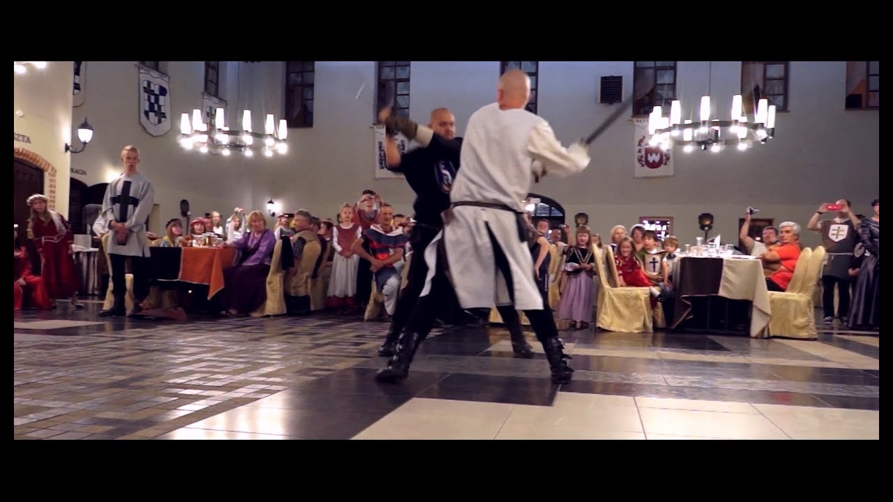 Biesiady rycerskie na zamku w Rynie