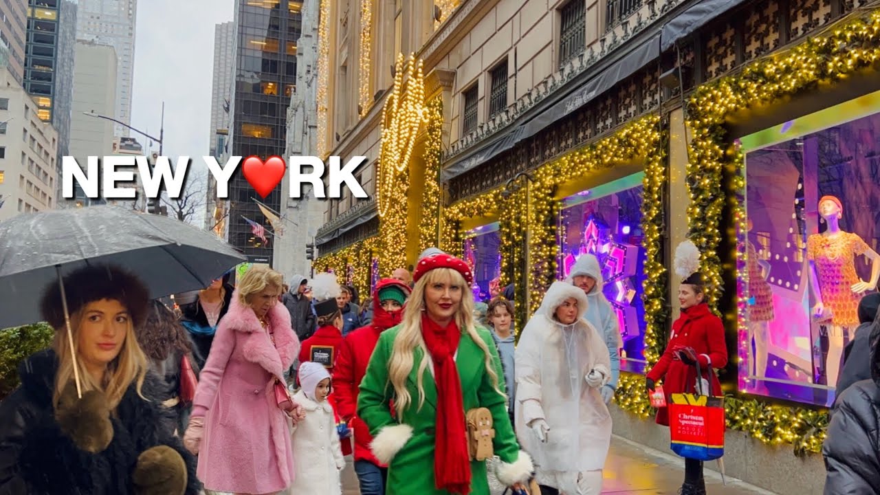[4K]🇺🇸NYC Walk🎄☃️ First Snow in New York City💂‍♂️Magical Christmas Season on 5th Ave | Dec 2024