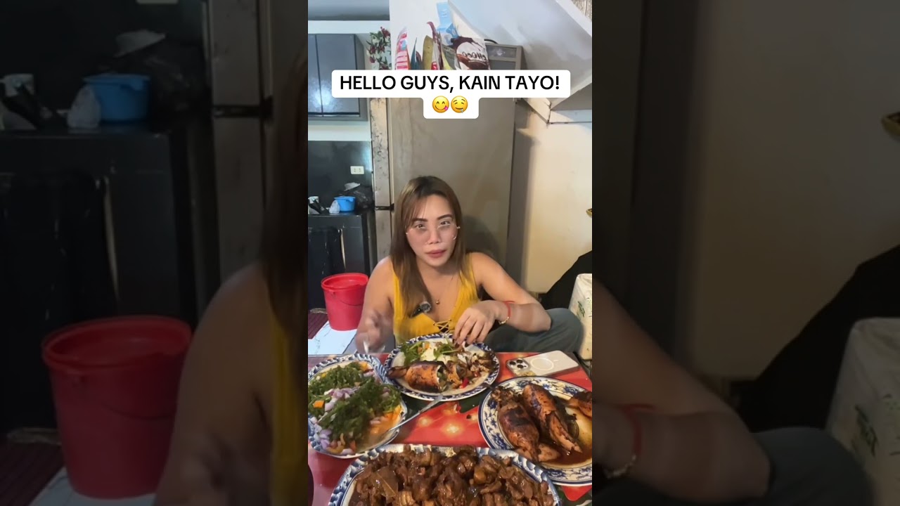 MUKHANG WITH ME 😋🤤