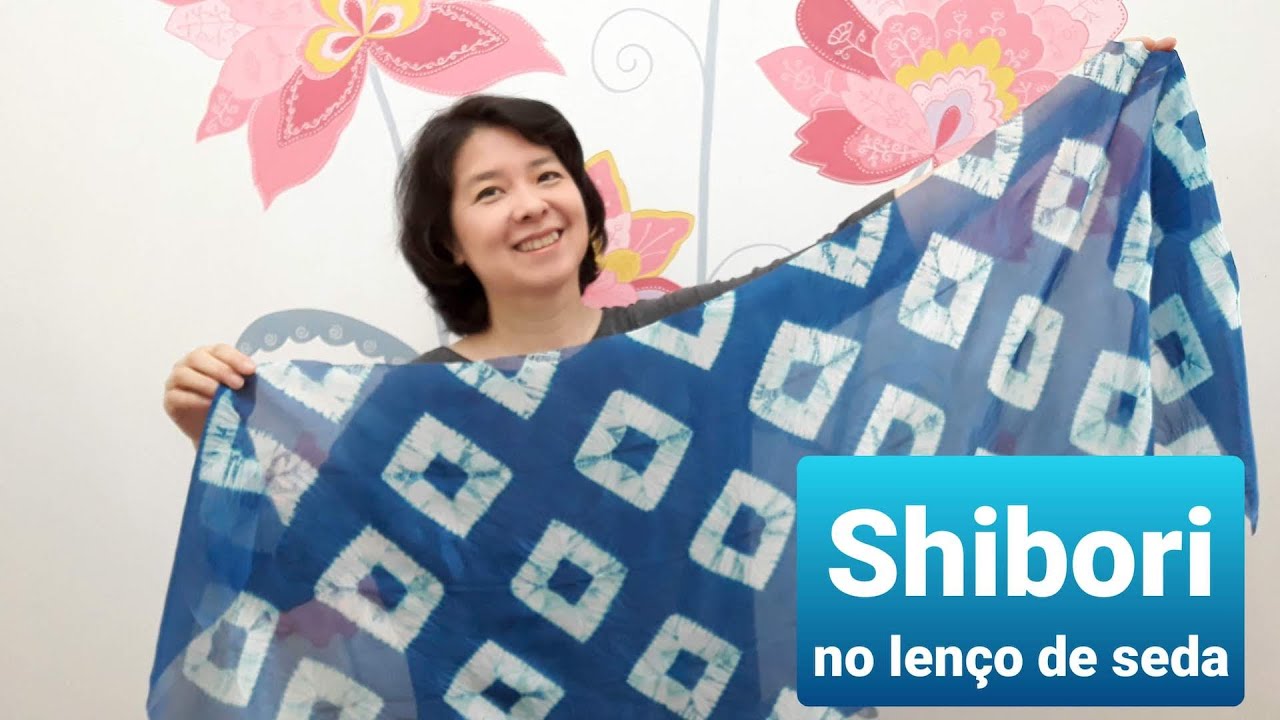 Como tingir um lenço de seda com a técnica do shibori alinhavado