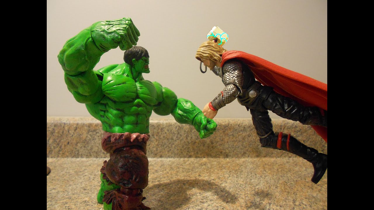 Hulk Vs Thor Stop Motion Fight