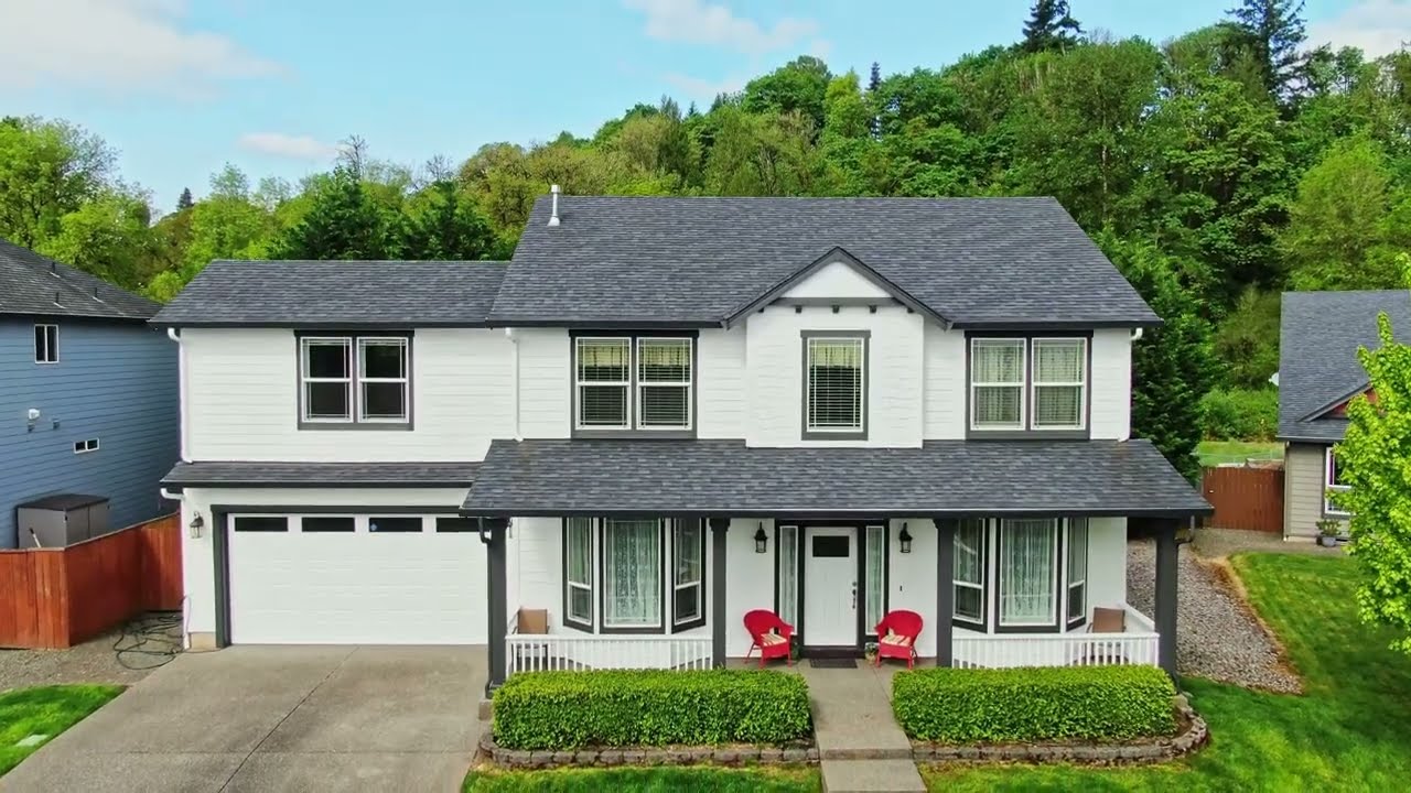 Woodland WA stunning Custom Greenbelt Oasis with Theater & Luxury Upgrades!