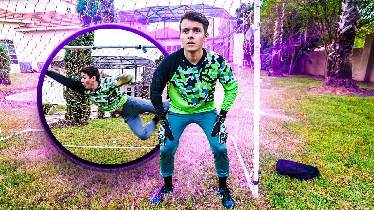 DEI UMA ROUPA DE GOLEIRO PARA MEU AMIGO  ‹ PORTUGAPC ›
