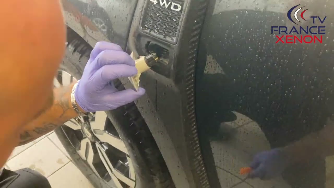 Tuto de montage clignotant latéral Dacia Duster - Changement par un clignotant défilant LED